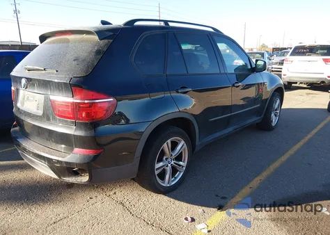 2011 BMW X5 xDrive35I/xDrive35I Premium/xDrive35I Sport Activity z USA, uszkodzony, nr VIN 5UXZV4C52BL400360